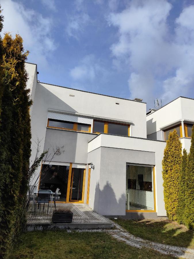 Dom Dabrowka Poznan Apartman Paledzie Kültér fotó